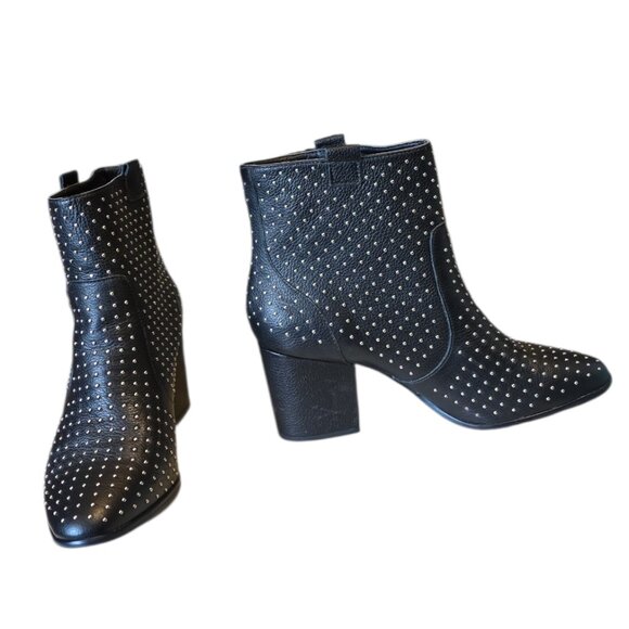 Size 9 Rebecca Minkoff Sierra Black Leather Silver Stud Accent Pull-On Booties - Picture 1 of 10